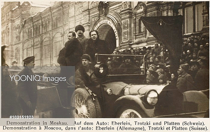 Гуго Эберлейн, Лев Троцкий и Фриц Платтен. Москва, март 1919