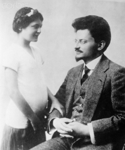 Троцкий с Ниной. Петроград, 1917